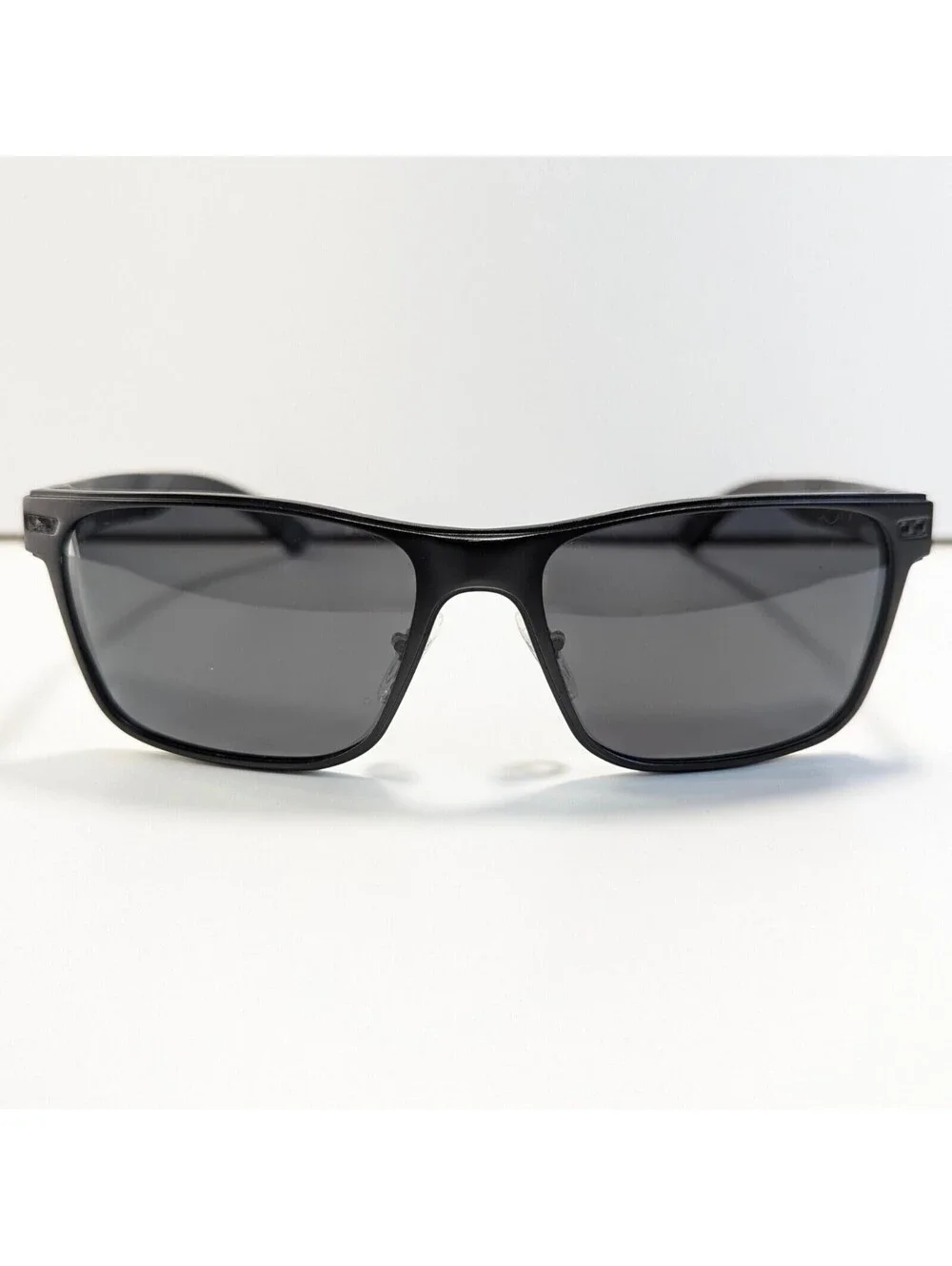 DUCO DC8207 CAT.3 Men's Carbon Fiber Temple Polarized Classic Black Sunglasses